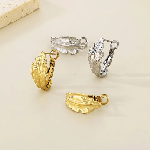 Leaf Hoop Earrings For Women Stainless Steel French Minimalist Feather Texture Carved Small Niche Design Elegant Jewelry