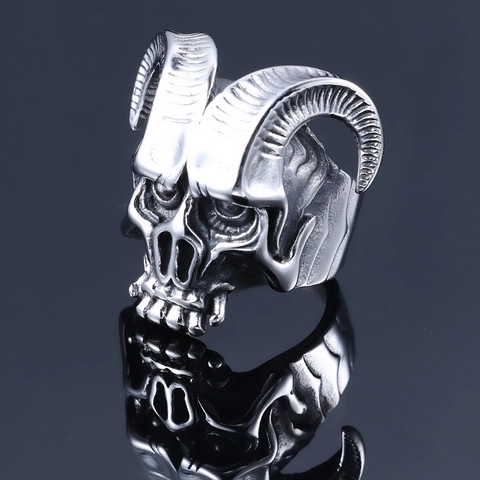 Men Gothic Skull Ring Stainless Steel Ram Horn Vintage Punk Rock Polished Jewelry Silver Color Heavy Biker Band