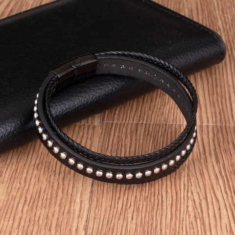 Pulsera De Cuero PU Trenzado Multicapa Para Hombre Con Remaches Metálicos Estilo Punk Cierre Magnético Joyería