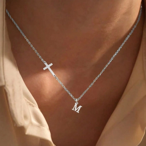 Collar De Letra Inicial Del Alfabeto Con Cruz De Acero Inoxidable Chapado En Oro Joyería Minimalista Para Mujer