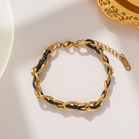 Bracciale in Acciaio al Titanio Placcato Oro con Catena Intrecciata in Pelle per Donna Elegante Chic Rétro Gioielli Regalo