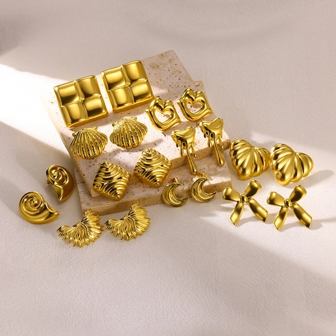 Stainless Steel Stud Earrings 18K Gold Plated Geometric Texture Heart Bow Shell Shape Elegant Jewelry For Women