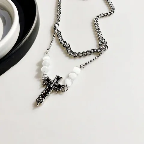 Layered Kreuz Anhänger Halskette Titanstahl Panzerkette Mit Opal Perlen Strukturiertes Flüssiges Design Hip Hop