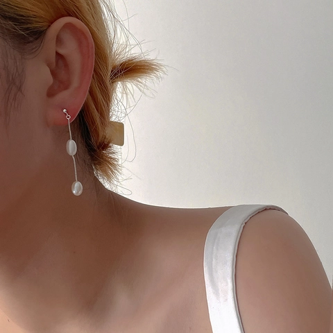 Eleganti Orecchini a Pendente Lungo con Nappa in Perla d'Acqua Dolce con Perno in Argento Sterling 925 Placcato Oro Argento Rame
