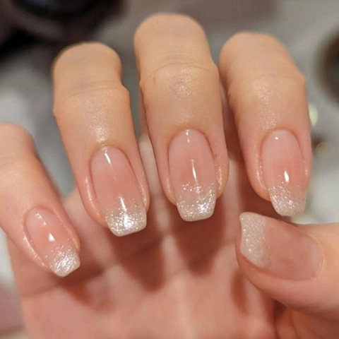 Short Square Press On Nails Silver Glitter Gradient Nude Pink Glossy Removable False Nails For Women Salon Manicure DIY Home Nail Art