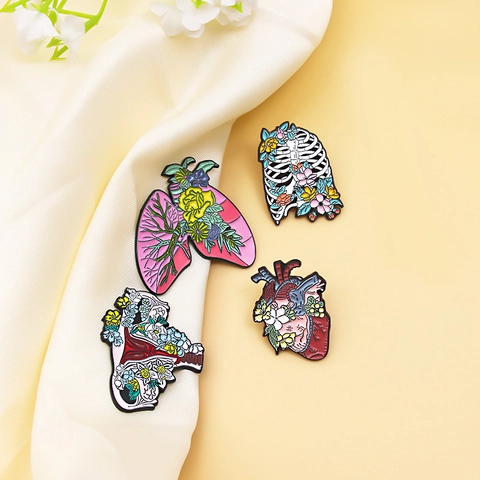Floral Anatomical Organ Enamel Brooch Pin Artistic Heart Lungs Womb Rib Cage Alloy Jewelry For Medical Professionals