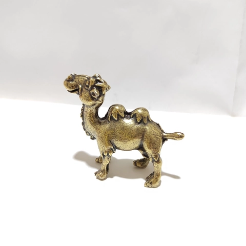 Retro Antique Brass Animal Figurine Miniature Lion Camel Desktop Decor Ornament Tea Pet Metal Craft Handcrafted Style