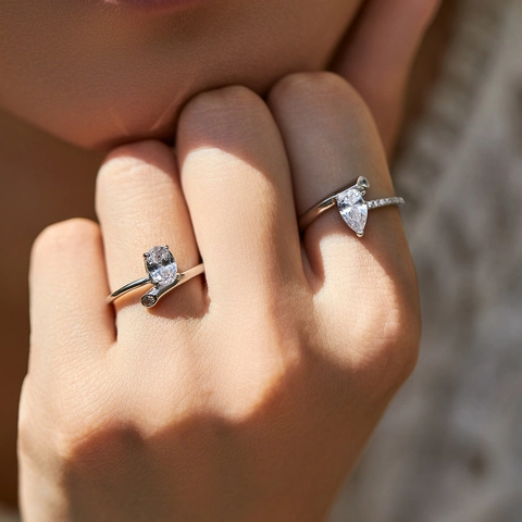 Elegante Anello In Argento Sterling 925 Per Donna Con Zirconia Cubica Ovale O A Pera Design Bypass Gioiello Raffinato