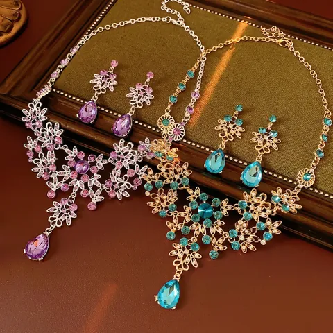 Collier Et Boucles D'oreilles Vintage Bijoux Alliage Strass Pendentif Goutte D'eau Accessoire De Luxe Style Cour Pour Femmes