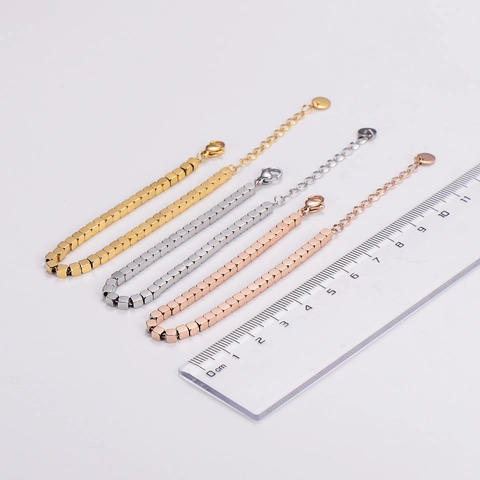 Bracciale Minimalista Con Perline A Cubo In Acciaio Inossidabile 316L Maglia Quadrata Gioielli Regolabili Da Donna Accessorio Elegante