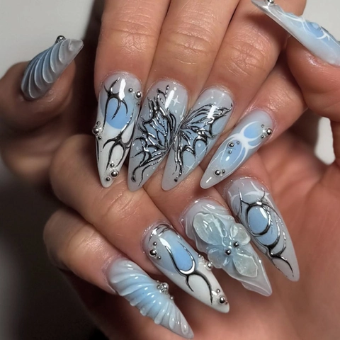 Unghie Finte Press On Rilievo 3D Sfumatura Blu Bianco Farfalla Tribal Stiletto Lungo Y2K Punk Unghie Artificiali
