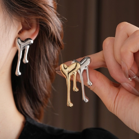 Molten Heart Liquid Metal Tassel Stud Earrings For Women With Silver Earring Post Minimalist Chic Punk Style Jewelry