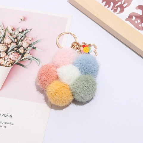 Llavero De Aleación Peluche Flor Pom Pom Colgante De Bolsa Dulce Floral Llavero Accesorio Decorativo Para Mujeres Niñas Regalo