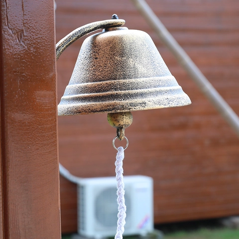 Cast Iron Wall Mounted Bell Retro Rustic Distressed Manual Pull Rope Doorbell For Garden Outdoor Home Decor
