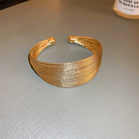 Women Copper Gold Silver Plated Multi-Layer Open Cuff Bracelet Fashion Hammered Texture Exaggerated Bangles Jewelry Gift