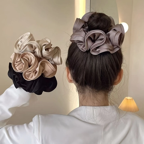 Satin Oversized Scrunchies French Vintage Pleated Satin Hair Ties High Elasticity Elegant Ruffled Headwear For Women