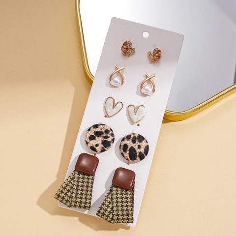 Pendientes Geométricos Vintage Aleación Perla Artificial De Imitación Cuero Tela Estampado Leopardo Con Poste De Plata De Ley 925
