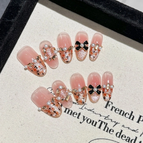 Handmade Caramel French Style Cat Eye Press On Nails Glossy Elegant Artificial Pearl Bow Rhinestone Decoration False Nails