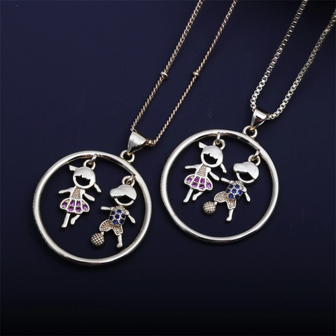 Collana Con Ciondolo Figurine Ragazzo Ragazza Rame Placcato Oro Cuore Calcio Zirconia Gioielli Per Donne Bambini