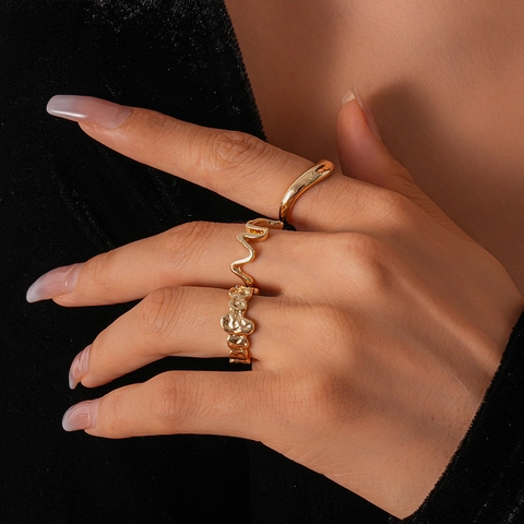 Irregular Geometric Open Rings Minimalist Metallic Textured Folded Jewelry Gold Plated Alloy Ladies Accessory