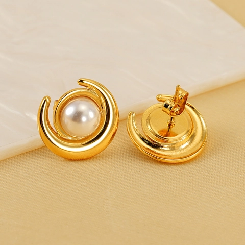 Orecchini A Lobo Mezzaluna Acciaio Inossidabile Placcato Oro 18K Con Perla Artificial Gioielli Vintage Eleganti Donna