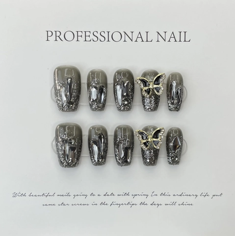 Faux Ongles À Presser Faits À La Main Résine Alliage Papillon Strass Style Punk Cool Réutilisables Pour Femmes