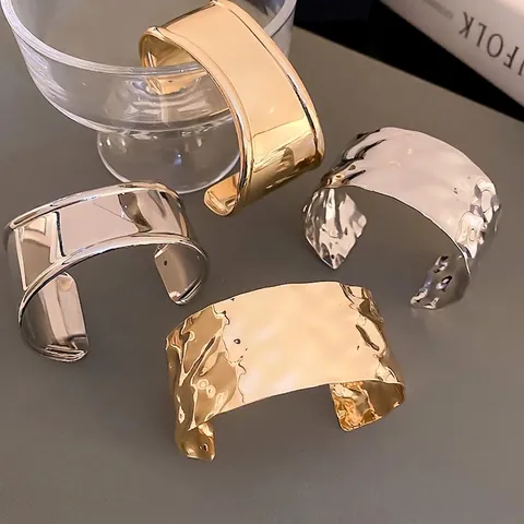 Bracelet Manchette En Métal À Plis Irréguliers Jonc Ouvert Réglable Large Bijoux Géométriques Minimalistes Pour Femmes