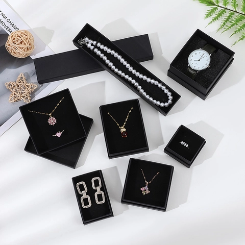 Minimalist Kraft Paper Jewelry Packaging Case For Ring Earring Necklace Gift Display With Sponge Insert Cardboard