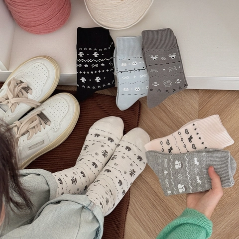 Women Cotton Crew Socks Vintage Fair Isle Jacquard Mid-calf Breathable Kawaii Cartoon Animal Heart Pattern Retro Style
