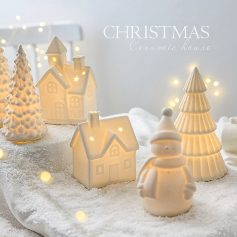 Weißes Keramik Weihnachts LED Ornament Leuchtendes Desktop Haus Baum Schneemann Nordischer Stil Xmas Tischdeko