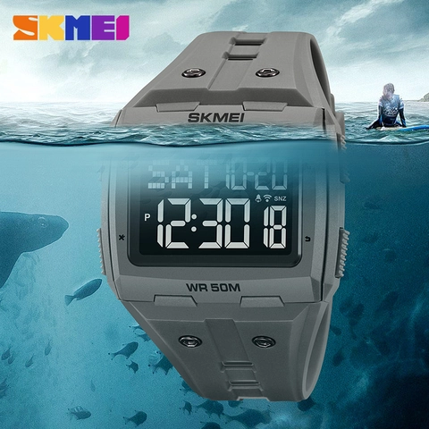 Classic Square Outdoor Sports Digital Watch For Men Waterproof Multi-Functional LED Luminous Alarm Camouflage Military Watch