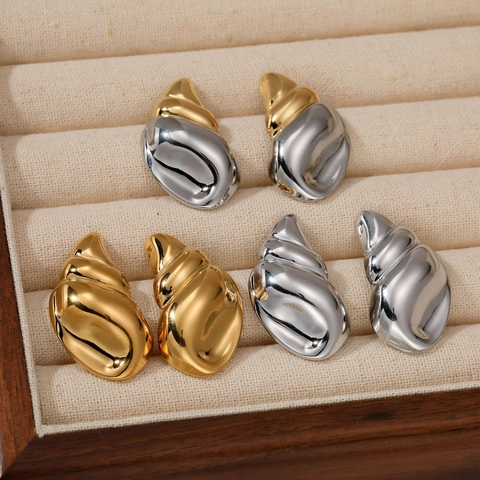 Stainless Steel Conch Shell Earrings PVD Plated Mirror Polished Spiral Shell Shape Minimalist Jewelry For Women