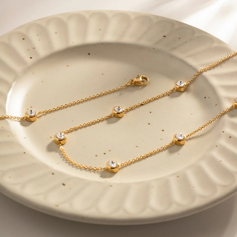 Round Cubic Zirconia Necklace And Bracelet Gold Tone Stainless Steel Bezel Setting Minimalist Elegant Jewelry For Women