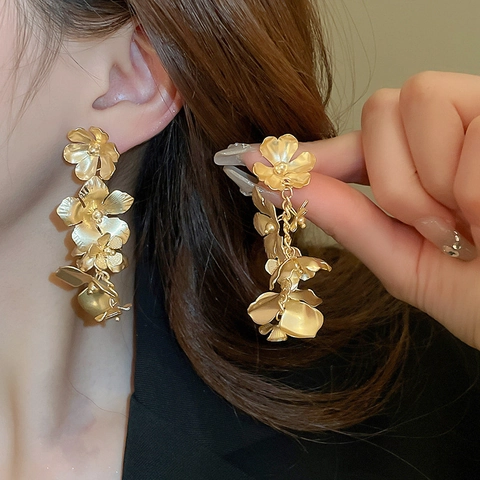 Floral Tassel Dangle Ohrringe Gold Metall Übertrieben Luxus Für Damen Mit 925 Sterling Silber Ohrring Stecker