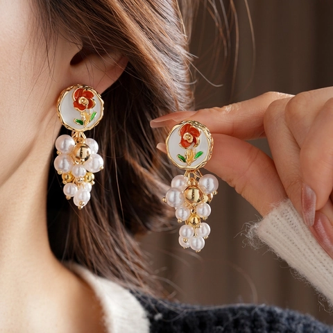 Pendientes Colgantes Esmalte Rosa Vintage Aleación Imitación Perla Artificial Racimo Estilo Corte Con Poste De Plata Para Mujeres