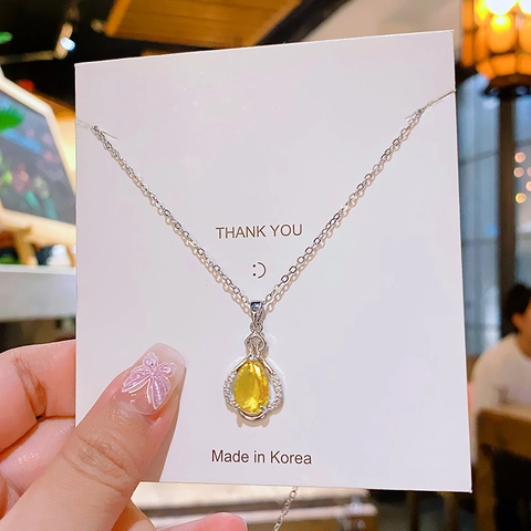 Collana con Ciondolo a Boccetta di Profumo per Donna Zirconia Gialla a Goccia d'Acqua Catena in Acciaio al Titanio Gioielli