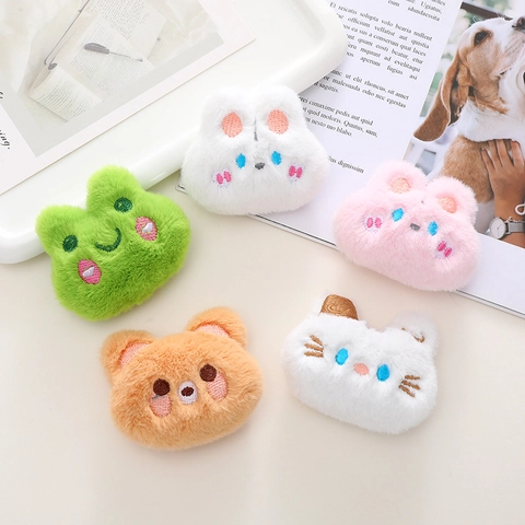 Cute Cartoon Animal Plush Brooch Soft Embroidered Rabbit Bear Cat Frog Pin For Bag Clothes Decoration Kawaii Accessory