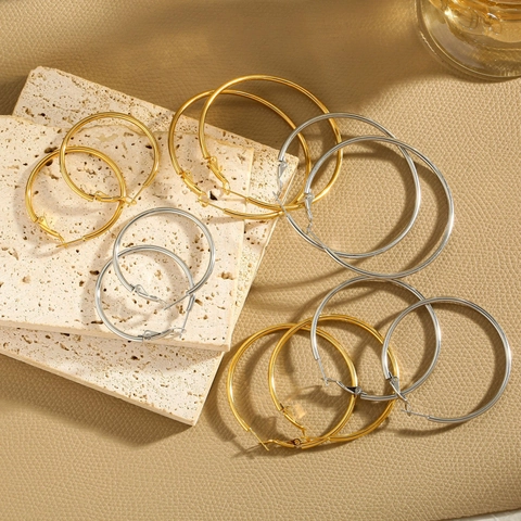 Minimalist Titanium Steel Hoop Earrings For Women Geometric Polished Gold Silver Plated Stainless Steel Round Circle Earrings Jewelry Gift