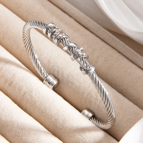 Gedrehtes Kabel Offenes Armreif Edelstahl Mit Strass 18K Vergoldet Minimalistischer Modeschmuck Damen