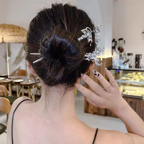 Butterfly Deer Head Hair Stick Alloy Crystal Vintage Elegant Liquid Metal Style Hairpin For Women
