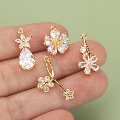 Breloques Fleur Larme Pour Fabrication Bijoux DIY Cuivre Plaqué Or 18K Zircon Pendants Floraux