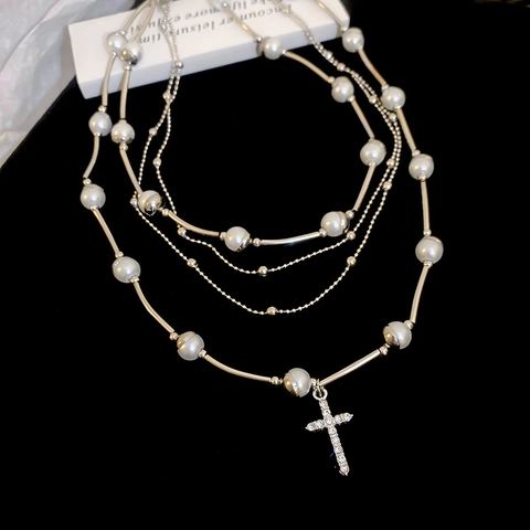Collar Multicapa Con Colgante De Cruz De Diamantes De Imitación Perla Artificial Sintética Aleación Tubo De Metal Vintage Elegante Joyería Para Mujer