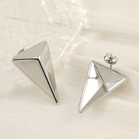 Dreieck Pyramide Ohrstecker Edelstahl 18K Vergoldet Geometrisch 3D Minimalistisch Punk Schmuck Für Damen