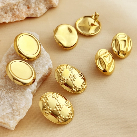 Roestvrijstalen Oorbellen Goud Verguld Vintage Gehamerde Textuur Bloemenrelief Geometrische Studs Voor Dames