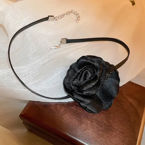 Elegante Collana Choker Con Fiore Di Rosa In Tessuto Con Catena Di Estensione Regolabile In Lega Gioielli Minimalisti Vintage Francesi Per Donne
