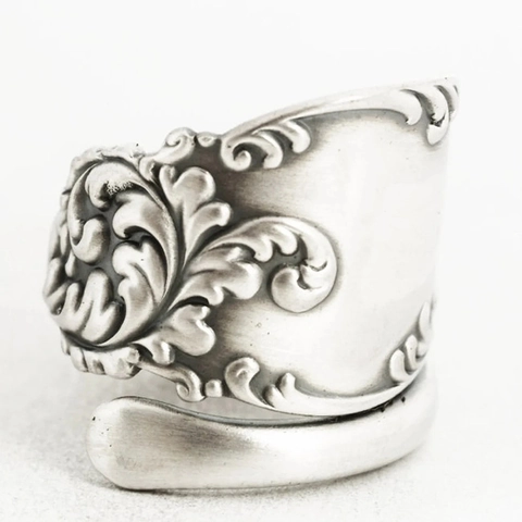 Vintage Spoon Ring Alloy Distressed Silver Floral Acanthus Leaf Baroque Pattern Adjustable Open Ring For Women