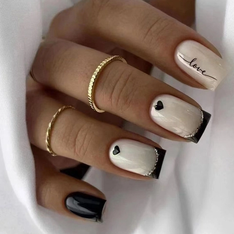 Schwarzes Herz Französisch Press On Nails Quadratisch Falsche Nägel Mit Liebesbrief Muster Glänzendes ABS Für Frauen Süß