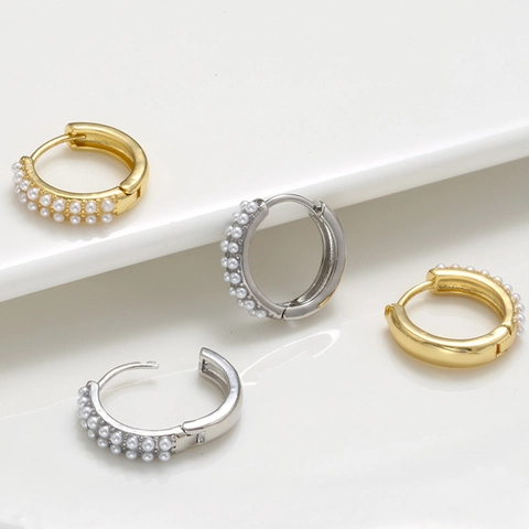 Orecchini A Cerchio Eleganti In Ottone Placcato Oro Con File Di Künstliche Perle Sintetiche Gioielli Per Donna