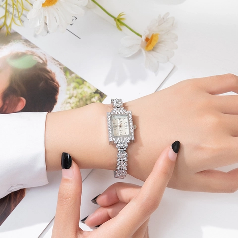 Reloj De Cuarzo Rectangular Para Mujer Con Pulsera De Aleación De Strass Elegante Reloj De Pulsera De Moda Decorativo