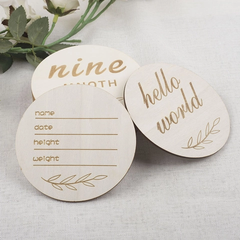 Circular Wooden Baby Monthly Milestone Cards Set Boxwood Growth Record Plaque Newborn Photography Props Milestone Discs